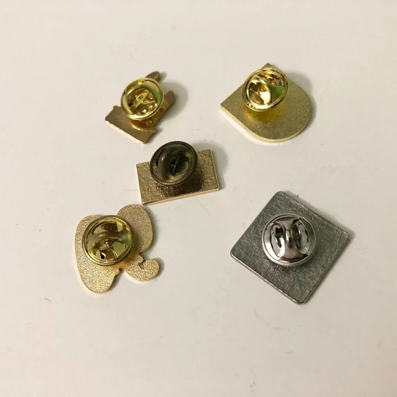 Mix Lot of 5 Pins Empire Club Canada AUUC Toronto Caledonia Pin - Picture 2 of 16